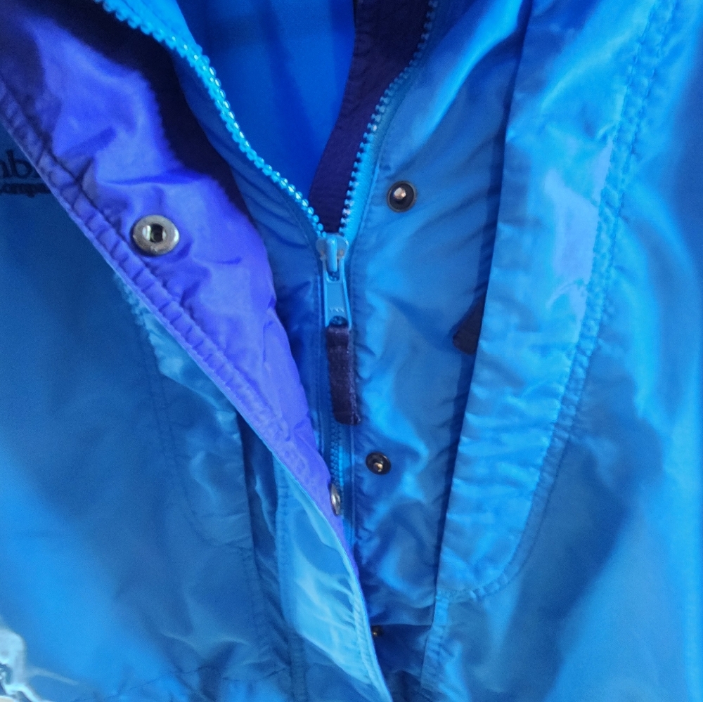 Liberty Ridge All Weather Coat - Picture 6 of 11
